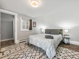 Modern Cozy Apt Hiking Skiing Touring 2nd Floor, hotel v destinácii Whitefield