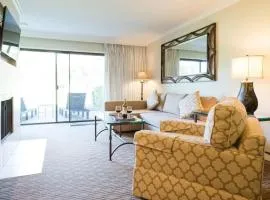 2BR Napa Getaway Side-by-Side Condos Golf View