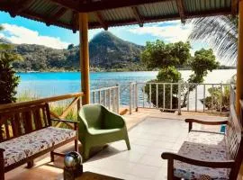RAIATEA, Opoa, Studio du "Fare Rêvé" plage et bord de mer privatifs