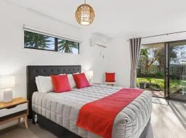 Modern-Immaculate-Spacious-Comfy Beds-Private
