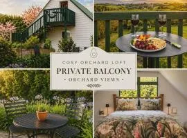 Cosy Orchard Loft - Fast WIFI