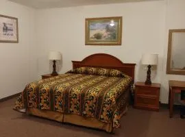 Country Regency Inn & Suites