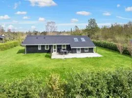 4 star holiday home in Ørsted-By Traum