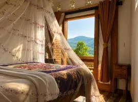 Arvian Homestay & Rooftop