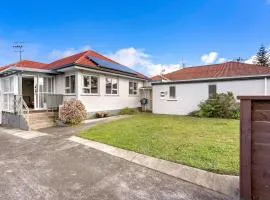 The Quiet Nook - Tauranga Holiday Home
