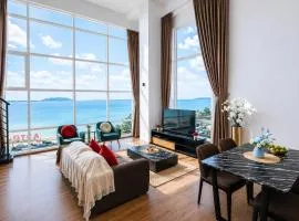 Georgetown Seaview Duplex 2BR for 6 Guests at Maritime Suites 073A