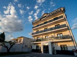 Grand Station Hotel
