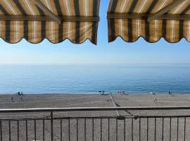 Double View Sea - beachfront Ext