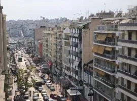 2 Beautiful Views in the Center of Pireas