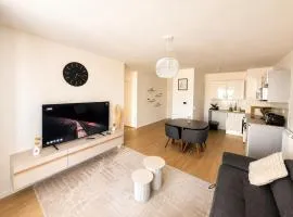 Modern apartment close to Paris and Disney