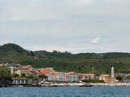 Il Villaggio Hotel Residence Lì Cylentos Elios a 100 mt dal mare cilentomarexperience, хотел в Поликастро Бусентино