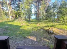 Cottage with own sauna and shore
