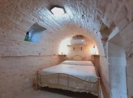 Suggestiva Dimora in pietra - Arcaica Cummersa
