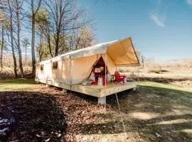 Fabulous Vermont Glamping Getaway on a Farm
