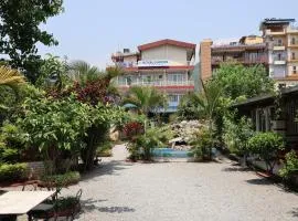 Royal Garden Resort