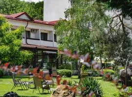 Hotel Sallaris Monteoru