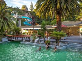 Taupo Debretts Spa Resort, resort village in Taupo