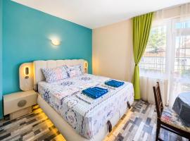 Kazlarov Guest House, hotel a Kiten