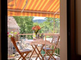 Guesthouse Wish – hotel w mieście Stari Grad