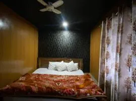 The Pahadi home stay