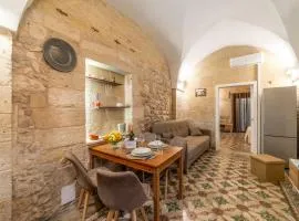 NonnAnna Apartment In Historic Centre - Happy Rentals