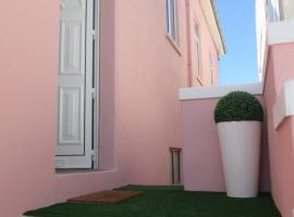 Why Not? Guest House Espinho – hotel w mieście Espinho