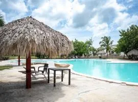 Luxurious Punta Cana House 3 Bedrooms, Shared Pool, BBQ
