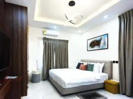 Executive Cozy Suite at THE HIDDEN DOMUS I Saltpond Suite