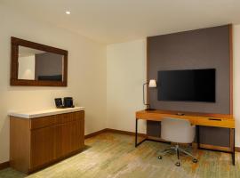 Radisson Golf & Convention Center Batam, hotel in Batam Center