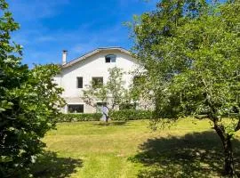 Casa con bosque en Cantabria