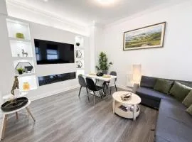 Modern City Centre Apt Close To All Attractions