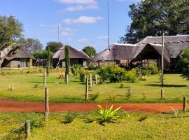 Tsetsebjwe Lodge, hotel sa Baines Drift