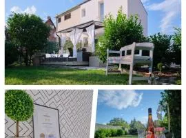 Ragyogók Apartman