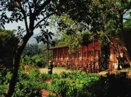 Mvubu Falls Lodge