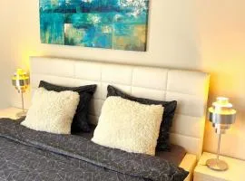 Sun Residence, Free Parking, Self Check-in, Near Iulius Town and Aquapark