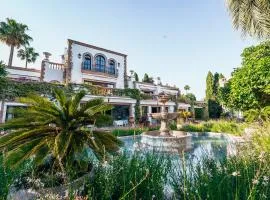 Casa Mil Flores