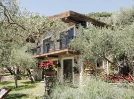 Charming Villa Breakfast & Relax