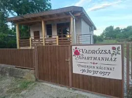 Vadrózsa apartmanház