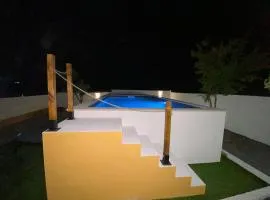 Casa do Largo, Montoito