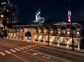Best Western Plus Sunset Plaza Hotel, hotel in Los Angeles