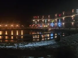 DENY INN Funland