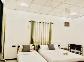 S & B Villa Weligama