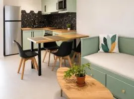 Treehouse Suite and Apartment