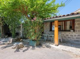 Gite Bergerie - Village De Gîtes, ξενοδοχείο σε Joyeuse