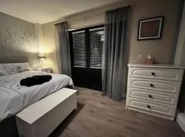 Five Valleys, Ballinastraw