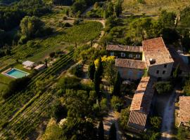 Le Degoutaud, hotel din Le Barroux