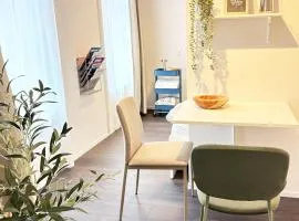 Modernes City Apartment Hockenheim Zentrum nahe Hockenheimring mit 2 Betten, WLAN & Kitchenette