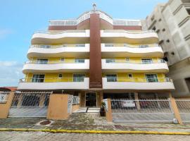 Residencial Dona Naime: Bombinhas'ta bir otel