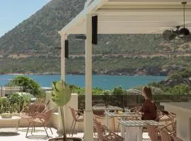 Amalia Apartments-Suites