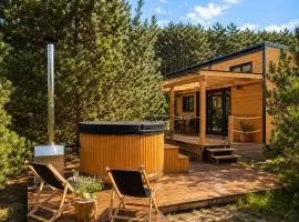 Oaza Święty Spokój - Tiny House z Balią i Jacuzzi przy rzece Narew